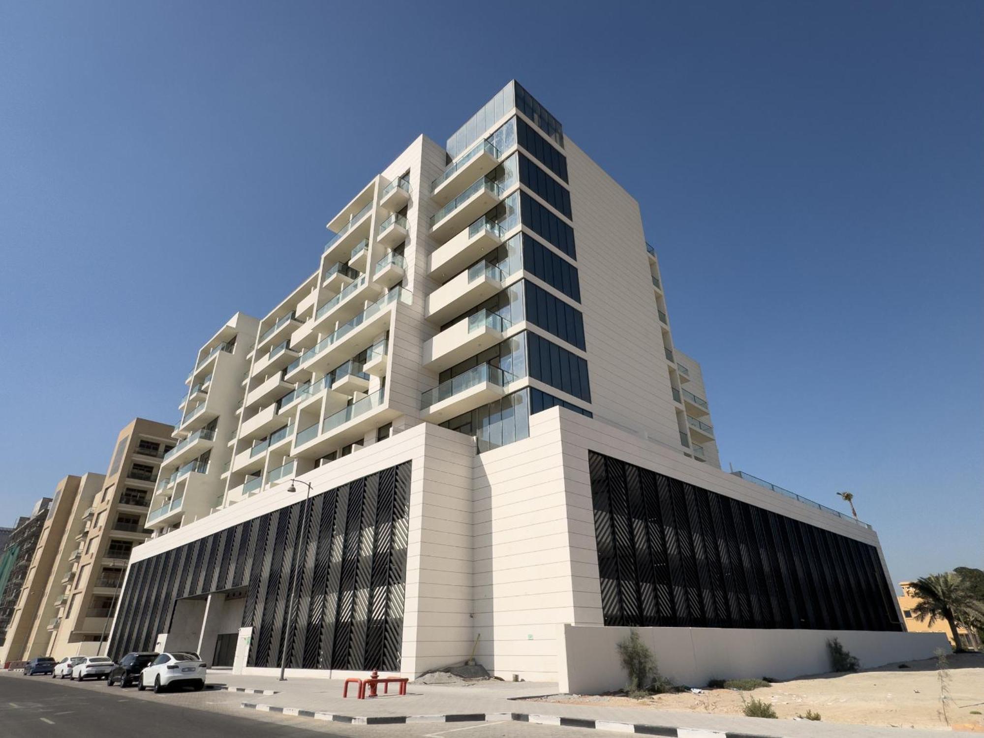 Prime Res3-401 Apartment Dubai